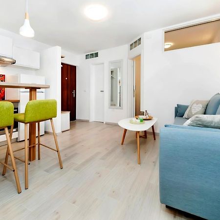 Apartment Amici With Terrace In Center Of Rovinj Exterior foto